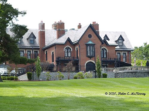clubhouse small