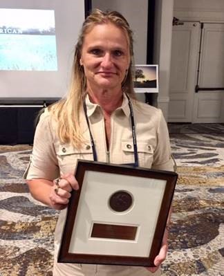 joanhouse2019award_original